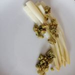 Asperges aux cornichons
