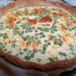Quiche feuilletée aux courgettes jaunes et petits pois